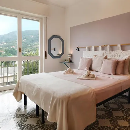 5 Min To The Sea - Self Check-in - Box Auto Apartmán Rapallo